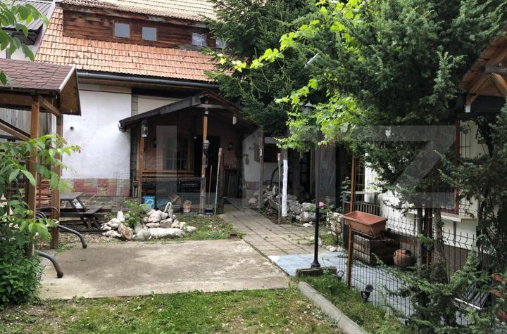 Vilă - 11 camere de vanzare ZARNESTI - Brasov anunturi imobiliare Brasov