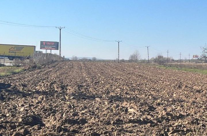 Teren de vanzare PATRAUTI - Suceava anunturi imobiliare Suceava