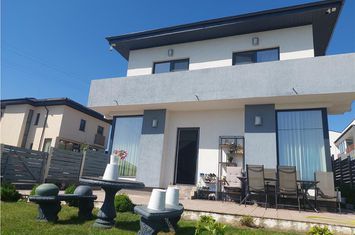 Vilă - 4 camere de vanzare PACURARI - Iasi anunturi imobiliare Iasi