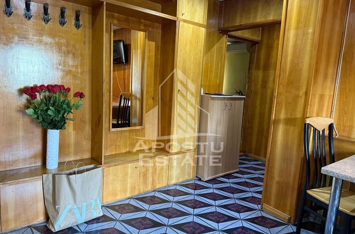 Apartament cu 2 camere, decomandat, zona Aradului anunturi imobiliare Timis
