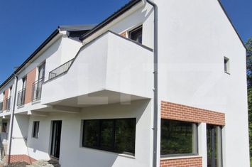 Vilă - 4 camere de vanzare CHINTENI - Cluj anunturi imobiliare Cluj