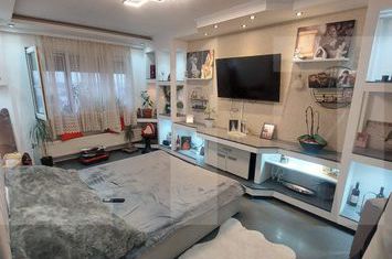 Apartament 3 camere de vanzare ARAD - Arad anunturi imobiliare Arad