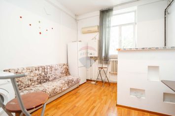 Apartament cu 3 camere de vânzare în zona Copou anunturi imobiliare Iasi