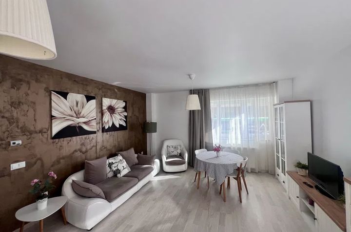 Apartament 3 camere de vanzare TRACTORU - Brasov anunturi imobiliare Brasov