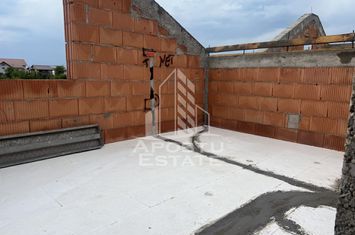 Duplex cu 5 camere, P+E, In Giarmata Vii anunturi imobiliare Timis