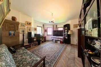 Apartament 3 camere in vila Cotroceni. anunturi imobiliare Bucuresti