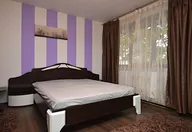 350 €, Garsonieră