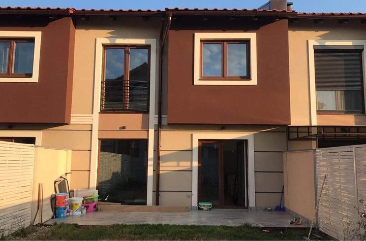 Vilă - 4 camere de vanzare BRAYTIM - Timis anunturi imobiliare Timis