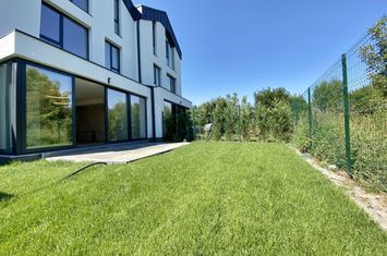 Vila moderna, complex rezidential, curte si garaj, zona Iancu Nicolae anunturi imobiliare Bucuresti