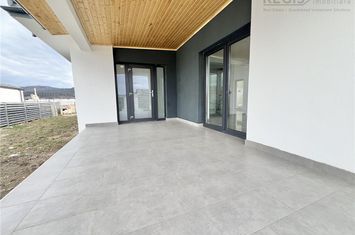 Casă - 4 camere de vanzare CRISTIAN - Brasov anunturi imobiliare Brasov