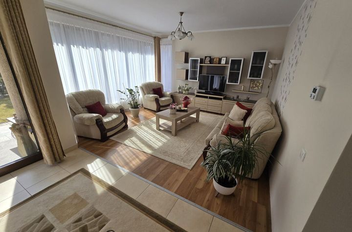 CasaD-P-E,5 camere,4 băi,230mp,504mp teren,cartier Belbedere anunturi imobiliare Mures