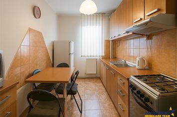 Apartament 3 camere de vanzare EXTERIOR EST - Brasov anunturi imobiliare Brasov