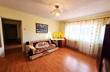 Apartament 2 Camere, Etaj 3, 54 mp, Semidecomandat, Zona Cetate anunturi imobiliare Alba