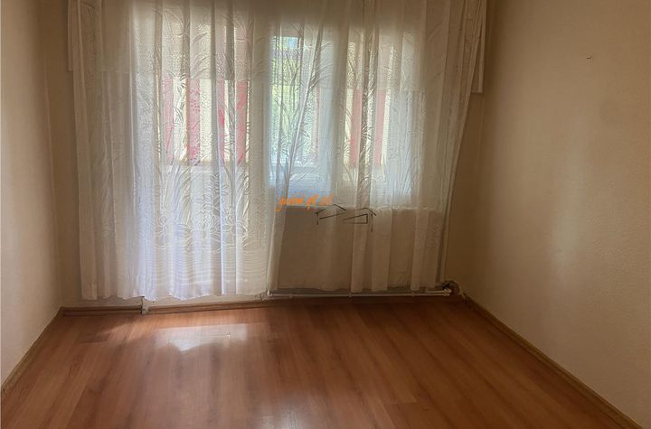 Apartament 2 camere de vanzare SUD - Vrancea anunturi imobiliare Vrancea