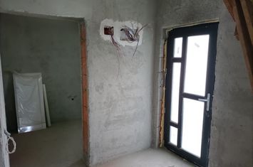 Casă - 4 camere de vanzare BERCENI - Bucuresti anunturi imobiliare Bucuresti