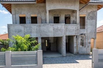 Vilă - 22 camere de vanzare MEHALA - Timis anunturi imobiliare Timis