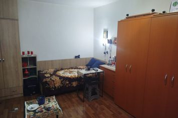 Dristor- strada Ramnicu Sarat, bloc mixt - garsoniera, etaj 1/10 anunturi imobiliare Bucuresti