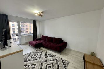 Apartament cu 2 camere, decomandat, in Tractorul anunturi imobiliare Brasov