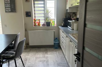 Apartament 3 camere de vanzare 1 MAI - Dolj anunturi imobiliare Dolj