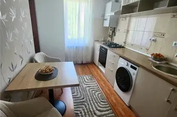 Apartament 3 camere de inchiriat CENTRUL CIVIC - Brasov anunturi imobiliare Brasov