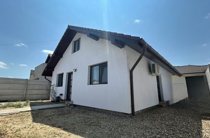 Casă - 3 camere de vanzare CIHEI - Bihor anunturi imobiliare Bihor