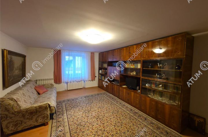 Vilă - 3 camere de vanzare ORASUL DE JOS  - Sibiu anunturi imobiliare Sibiu