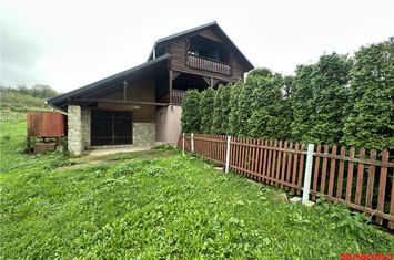 Casă - 4 camere de vanzare CENTRAL - Bacau anunturi imobiliare Bacau