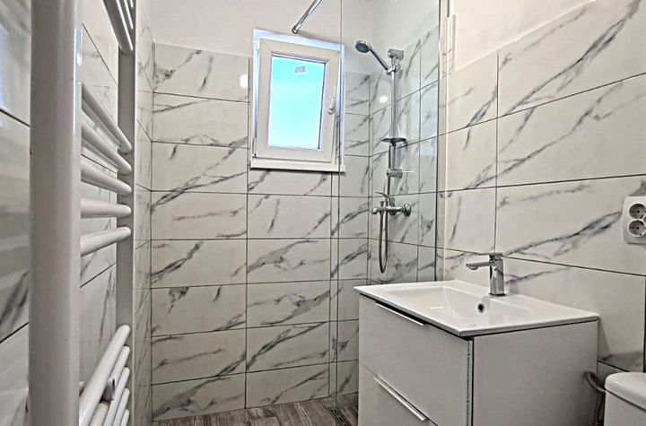 Apartament 2 camere de vanzare TARNAVENI - Mures anunturi imobiliare Mures