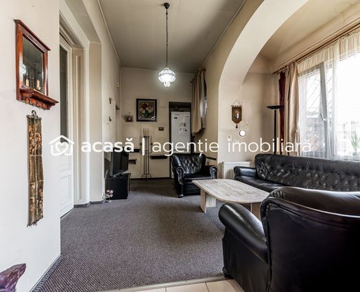 Apartament 5 camere Central, 144 mp