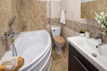 Apartament 3 camere de vanzare TRACTORUL - Brasov anunturi imobiliare Brasov