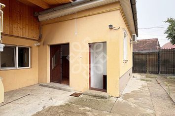 Casa de vanzare in Iosia, teren 839 mp anunturi imobiliare Bihor