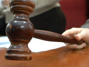 Peste 100.000 de români executaţi de bănci