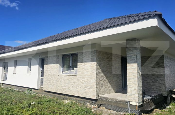 Casă - 4 camere de vanzare CHINTENI - Cluj anunturi imobiliare Cluj