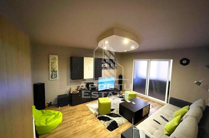Apartament cu 3 camere, decomandat,2 bai, renovat,centrala, Dambovita anunturi imobiliare Timis
