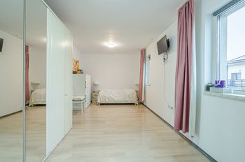 Vilă - 5 camere de vanzare SIBIU - Sibiu anunturi imobiliare Sibiu