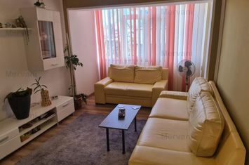 Apartament 3 camere de vanzare CENTRU - Prahova anunturi imobiliare Prahova