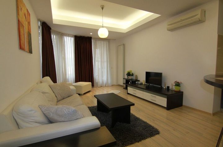 Inchiriere apartament 2 camere Aviatiei  - North Area Lake View anunturi imobiliare Bucuresti