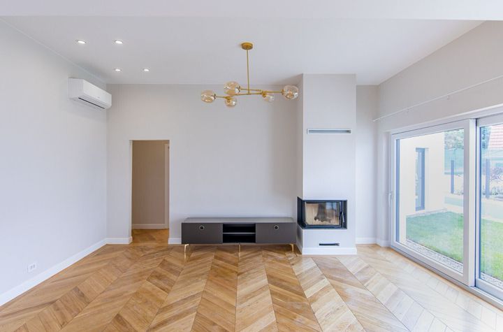 Vilă superbă cu piscina lângă Padurea Baneasa anunturi imobiliare Bucuresti