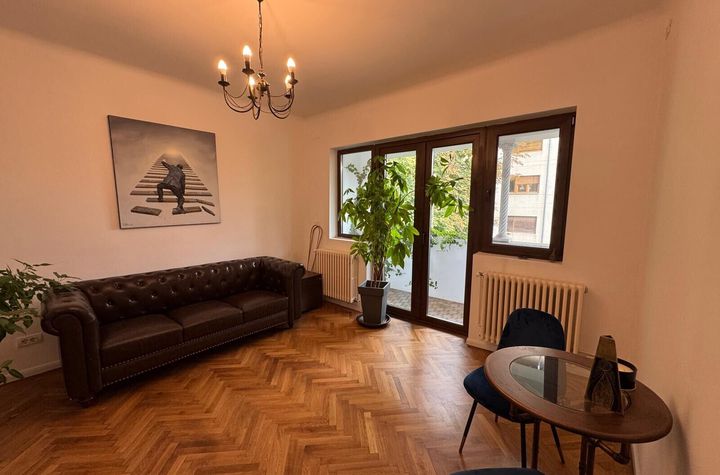 Inchiriere apartament coworking trei camere mobilat/utilat Palatul Cotroceni anunturi imobiliare Bucuresti