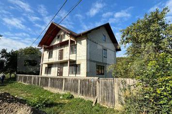 Casă - 4 camere de vanzare SUCEAVA - Suceava anunturi imobiliare Suceava