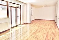 1.600 €, Apartament 3 camere