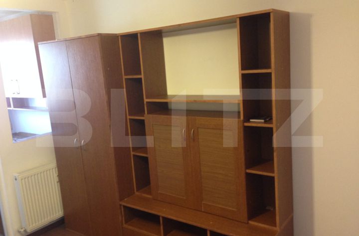 Garsonieră de vanzare TRACTORU - Brasov anunturi imobiliare Brasov