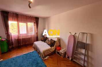 Apartament 3 Camere, Decomandat 67 mp, Etaj 3, Zona Tolstoi anunturi imobiliare Alba