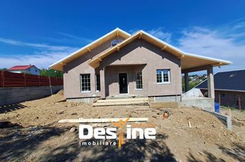 Casă - 4 camere de vanzare IASI - Iasi anunturi imobiliare Iasi