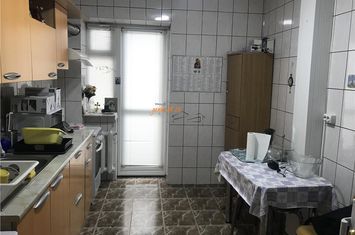 Apartament 2 camere de vanzare ULTRACENTRAL - Vrancea anunturi imobiliare Vrancea