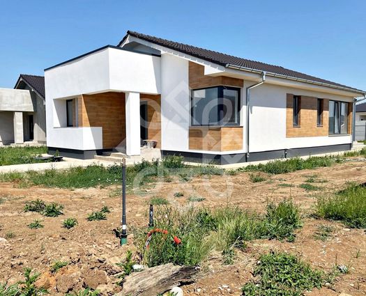 Casă 4 cam Santandrei, 102 mp