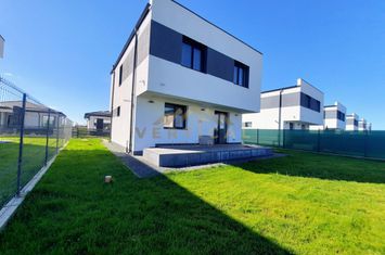 Casă - 4 camere de vanzare COMUNA BERCENI - Bucuresti anunturi imobiliare Bucuresti