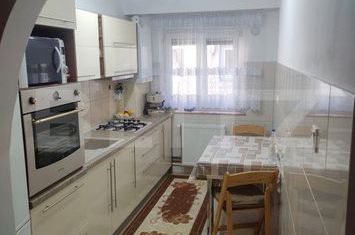Apartament 3 camere de vanzare RADAUTI - Suceava anunturi imobiliare Suceava
