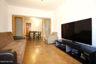 Apartament 4 camere de vânzare Bucuresti - Universitate