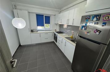 Apartament 3 camere de inchiriat CENTRAL - Vrancea anunturi imobiliare Vrancea